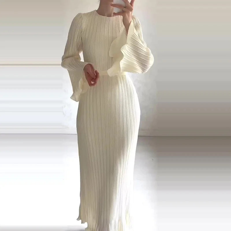 Isa - Langes elegantes Kleid mit Glockenärmeln
