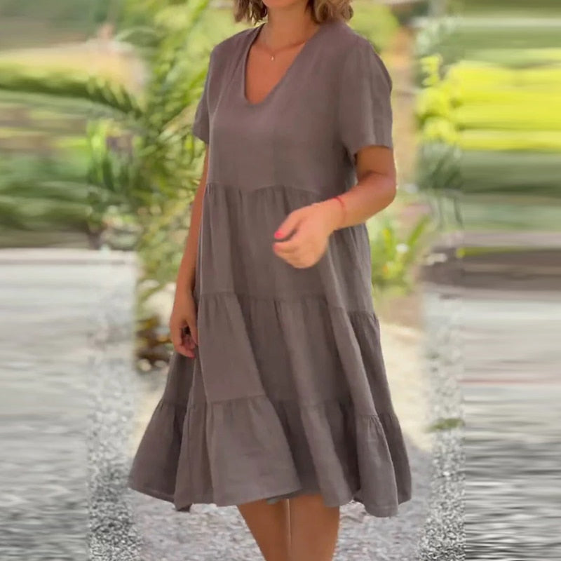 Amanda - Lässiges Kleid mit V-Ausschnitt
