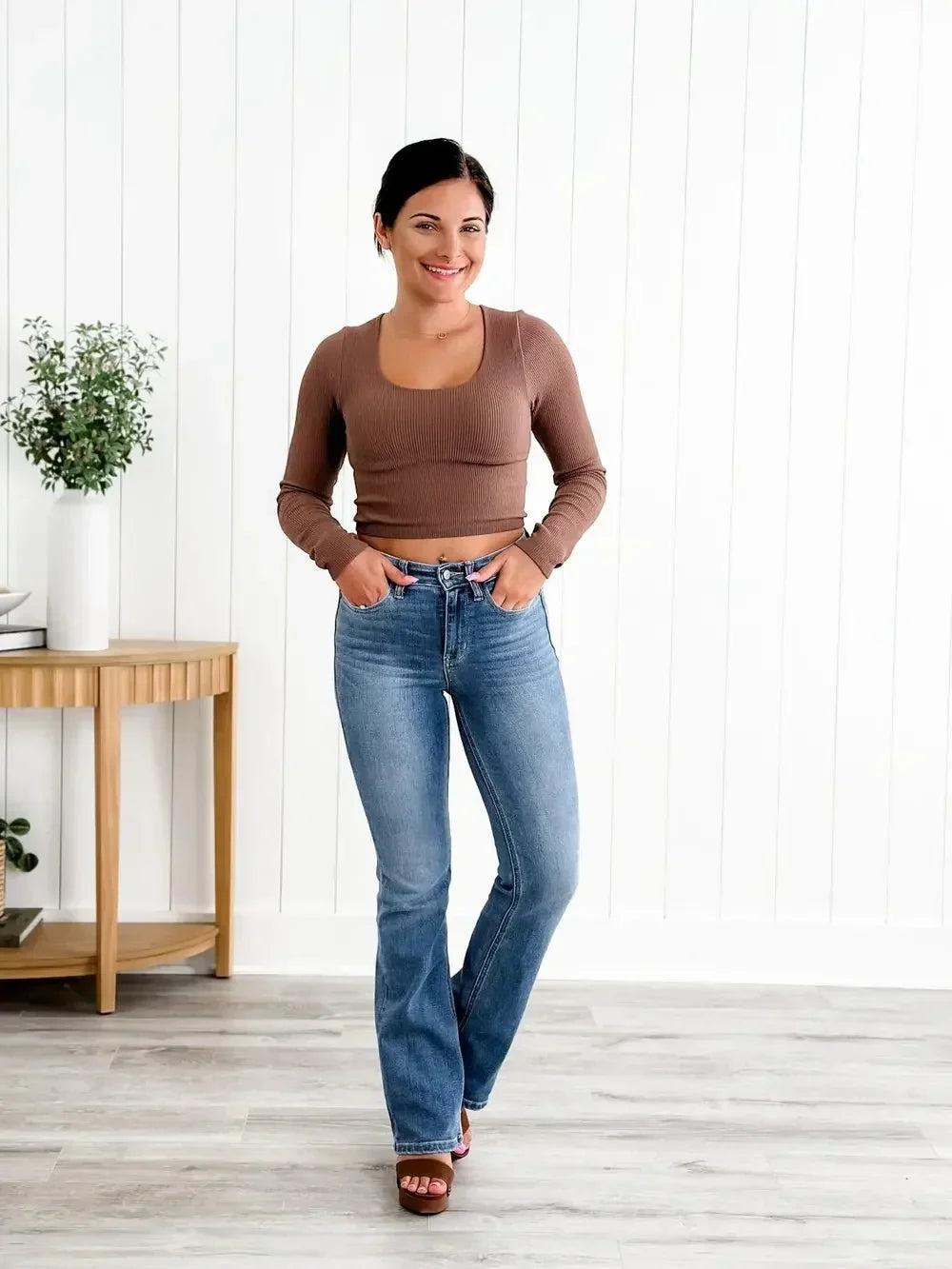 Judy Blue - Bauchfreie Jeans mit Stiefelschnitt