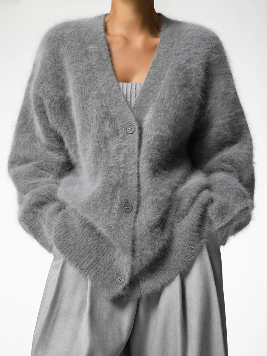 Karala - Strickjacke mit V-Ausschnitt aus einer Mohair Mischung