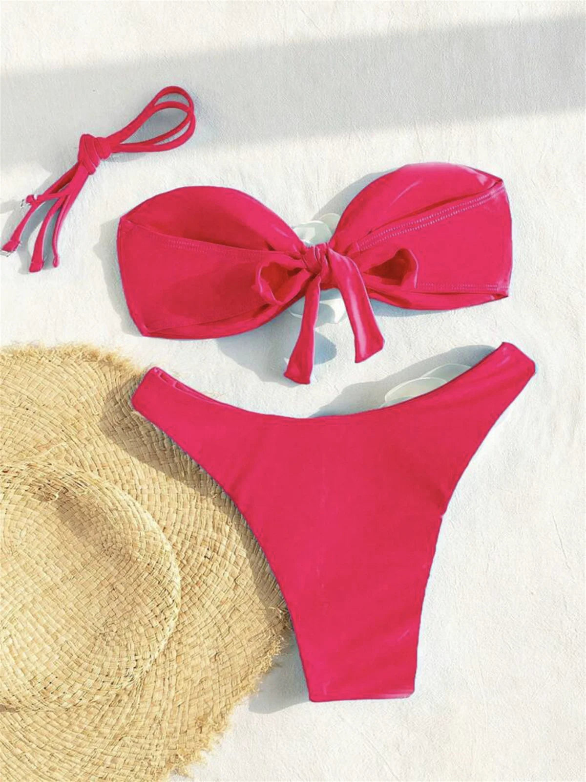 En Rose - Bikiniset mit Rosendetail