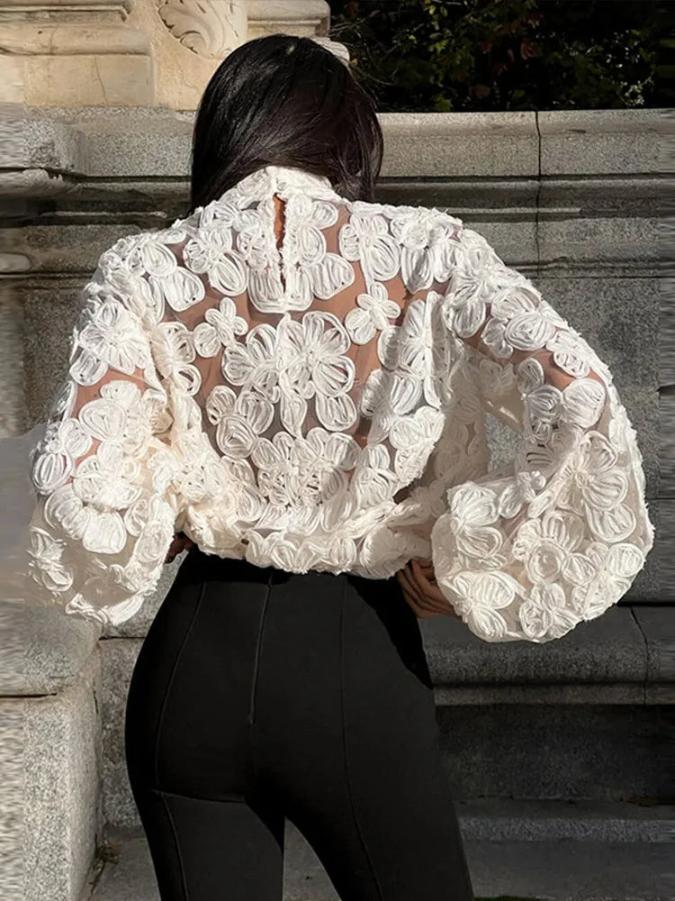 Leona - Elegante Bluse mit Laternenärmel