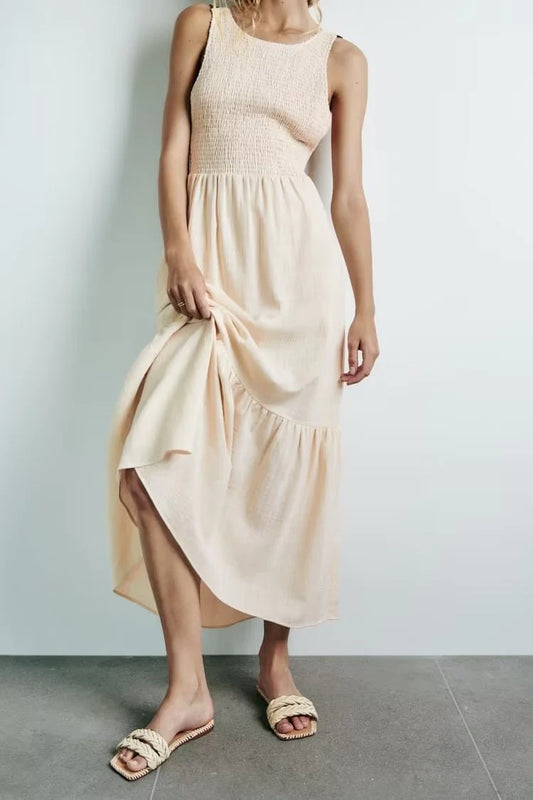 Jorah - Ärmelloses Kleid mit Smokdetails